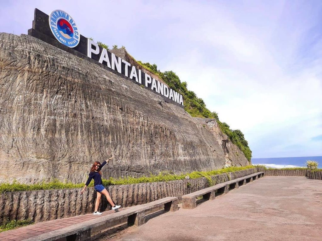 Pantai Pandawa Di Bali Sejarah Harga Tiket Dan Fasilitas Lengkap Yang