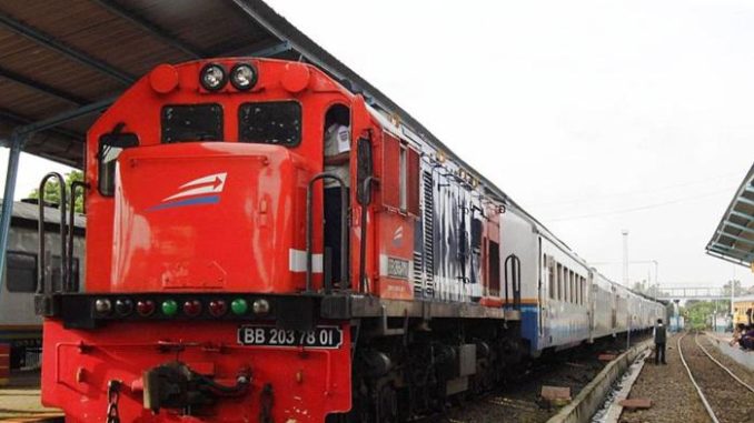 kereta-api_20150612_013003